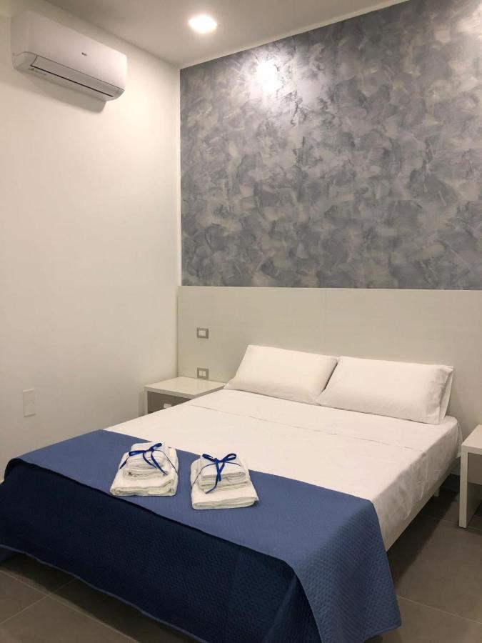 نابولي 3 Rooms Chiaia المظهر الخارجي الصورة