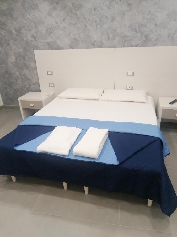 نابولي 3 Rooms Chiaia المظهر الخارجي الصورة